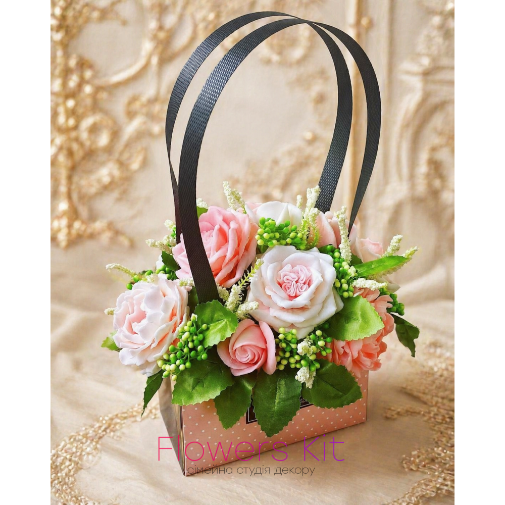 Букет из мыльных роз «Изысканная нежность»