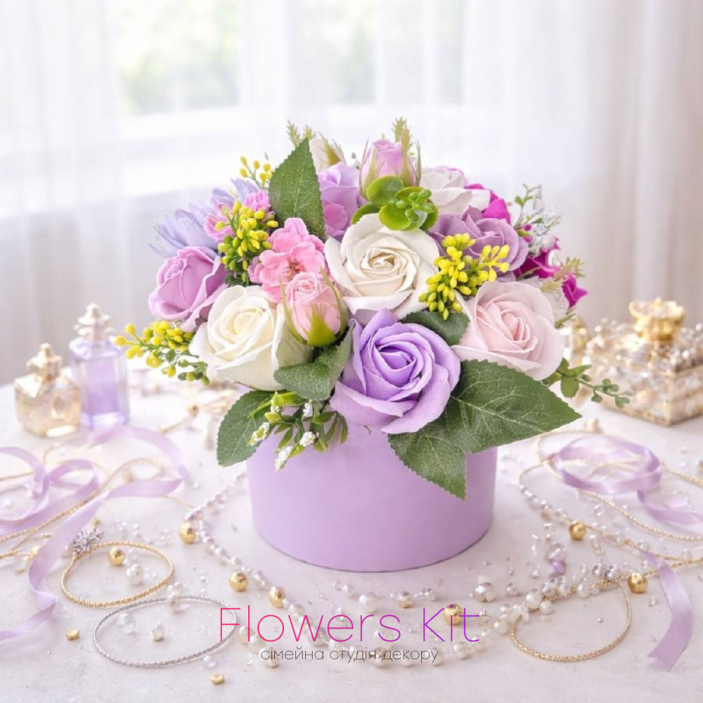 Букет из мыльных роз «Тихая роскошь»