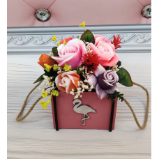 Букет із мильних троянд у дерев'яній коробці «Янгельська посмішка», 1 шт.
